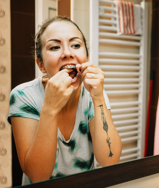 How to brush your teeth with braces